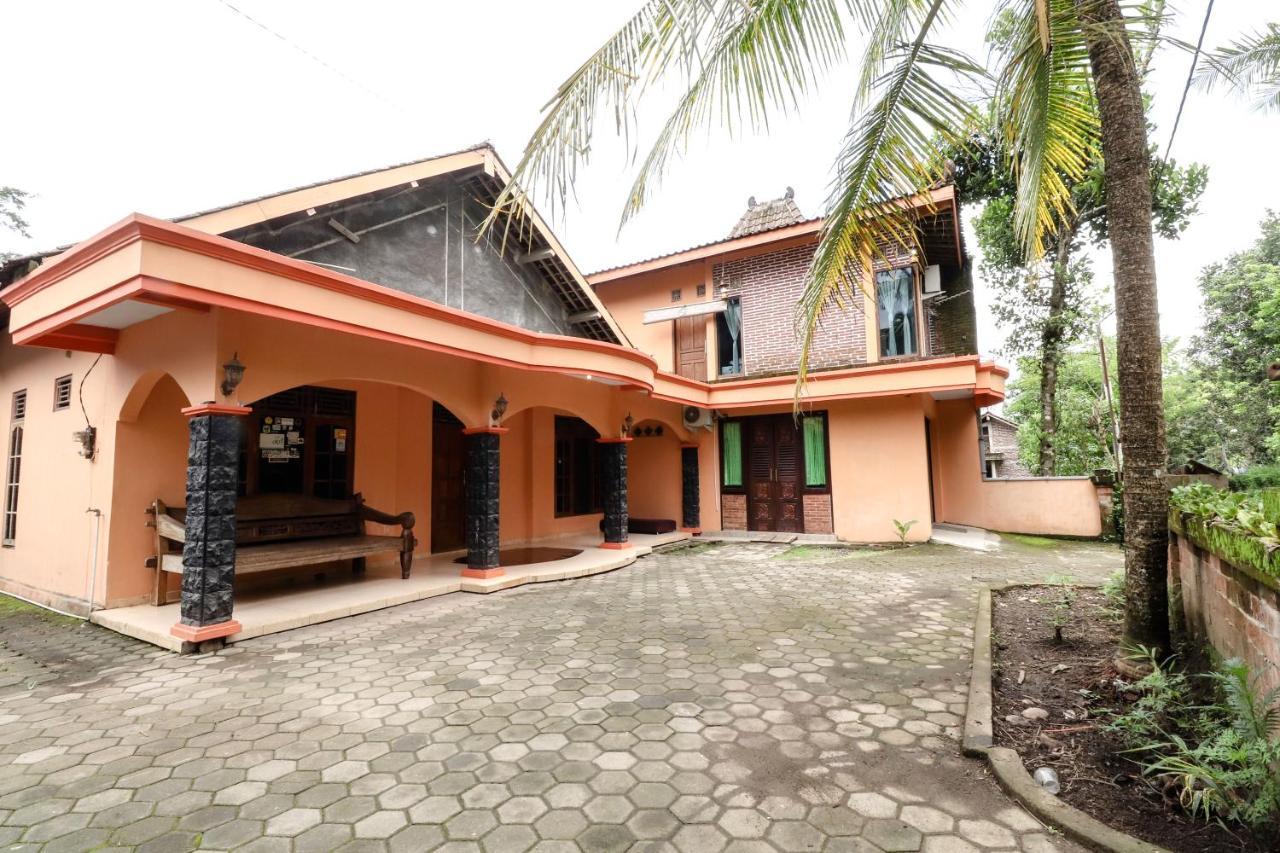 Апартаменты Nurudin House Магеланг Экстерьер фото